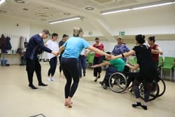 DanceAbility - vedená lekce pohybové improvizace 6.12.